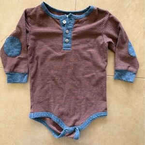 💙5/$25💙Me & Henry Onesie 6-12M